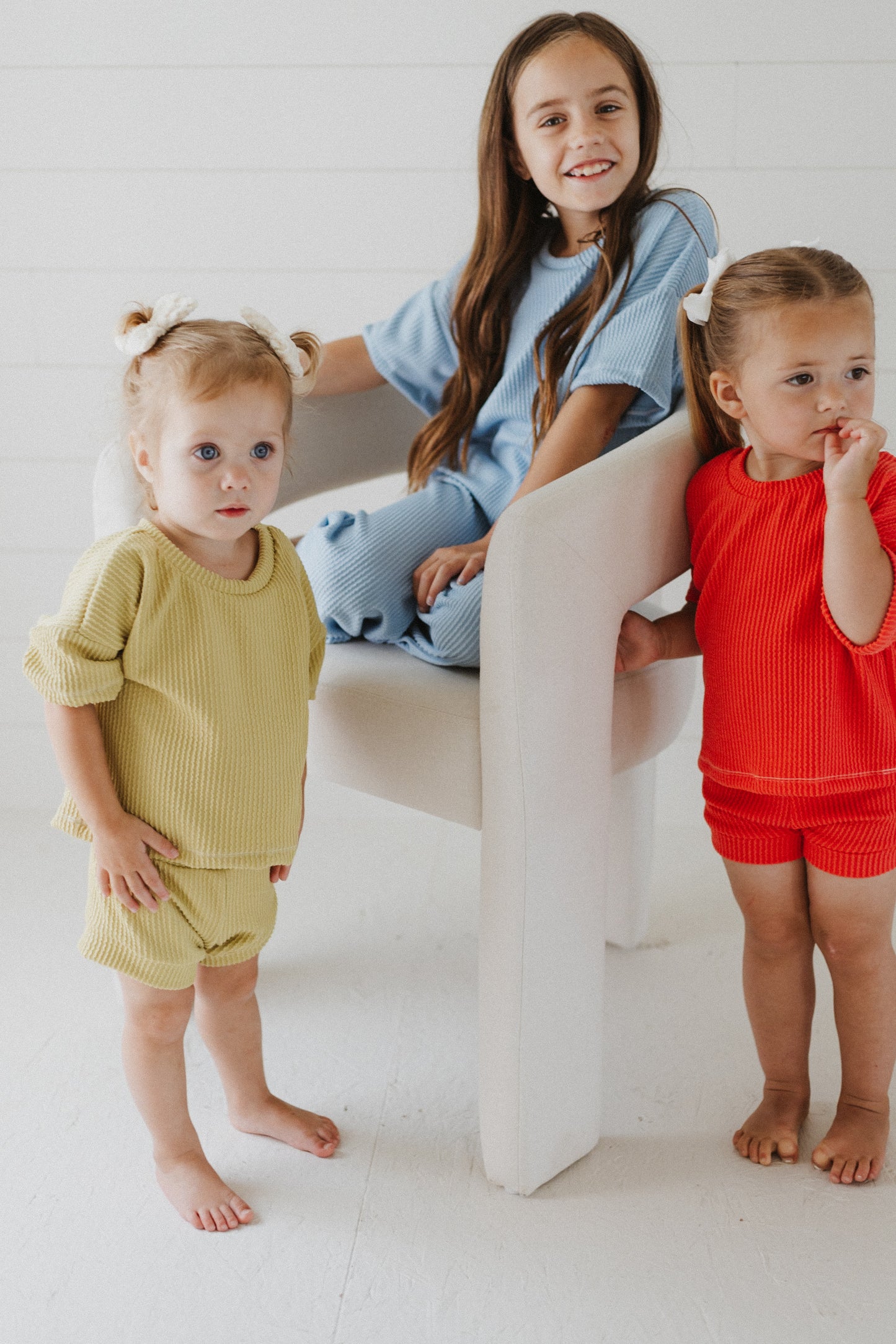 T-shirt ( 3 color option)