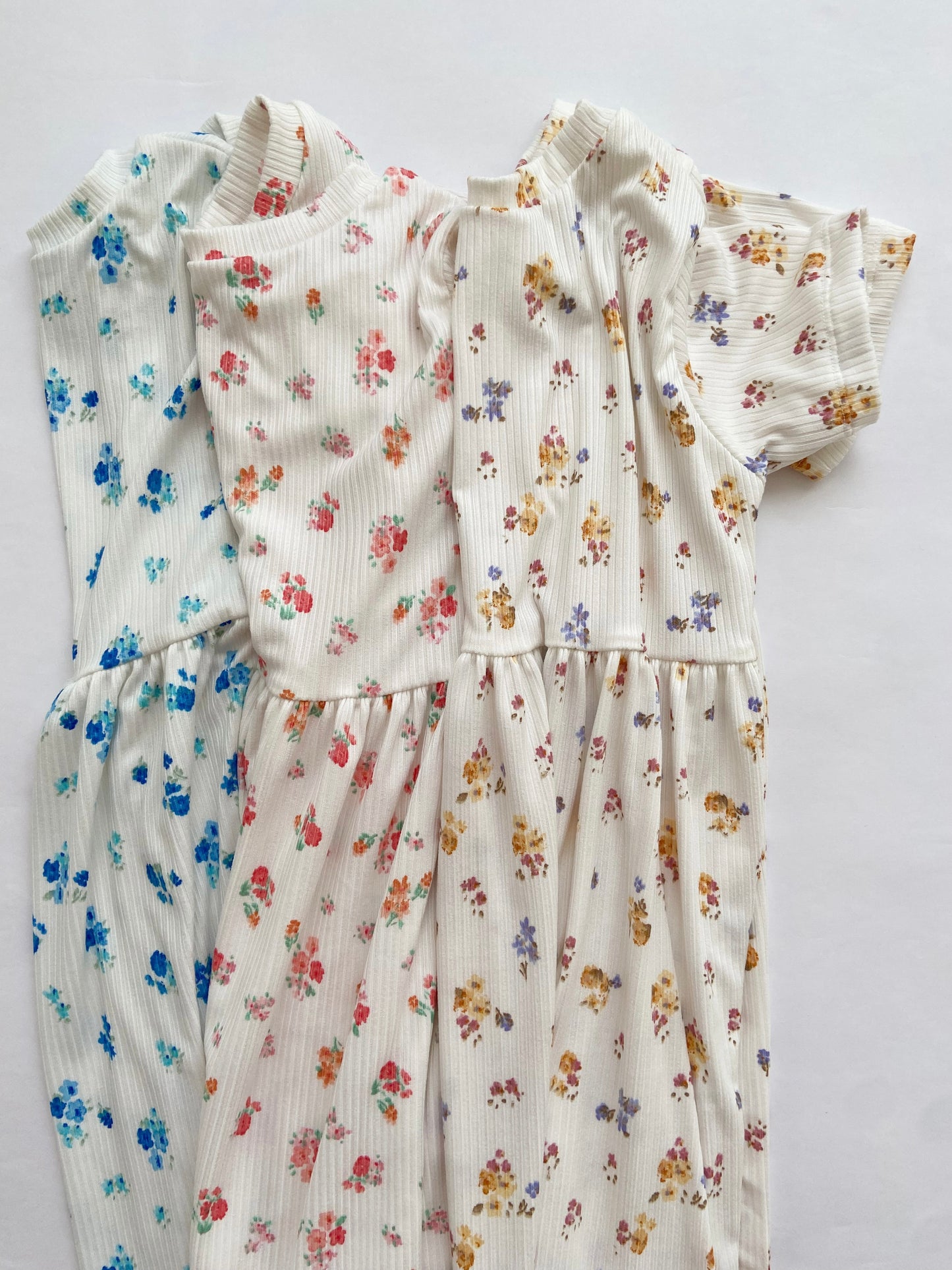 Dainty Floral Dress ( 3 color options)